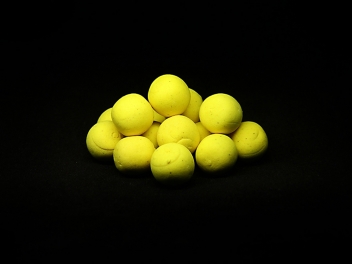 PEČENÝ BANÁN (Fluo Yellow) - Pop-up boilies